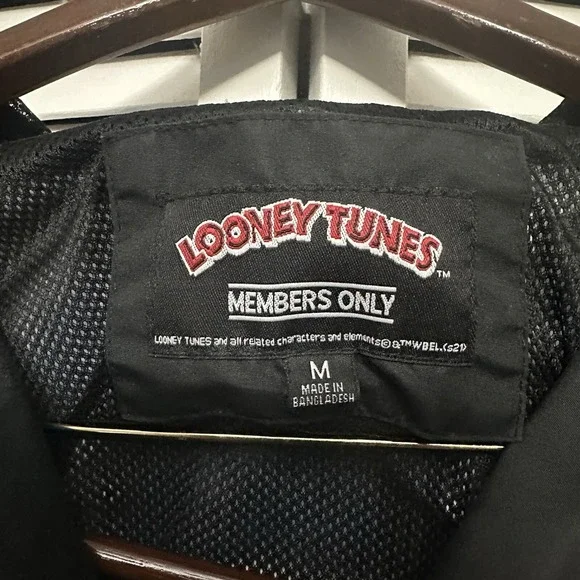 Members Only Looney Tunes Windbreaker Jacket Space Jam A New Legacy Adult Medium - Picture 4 of 4
